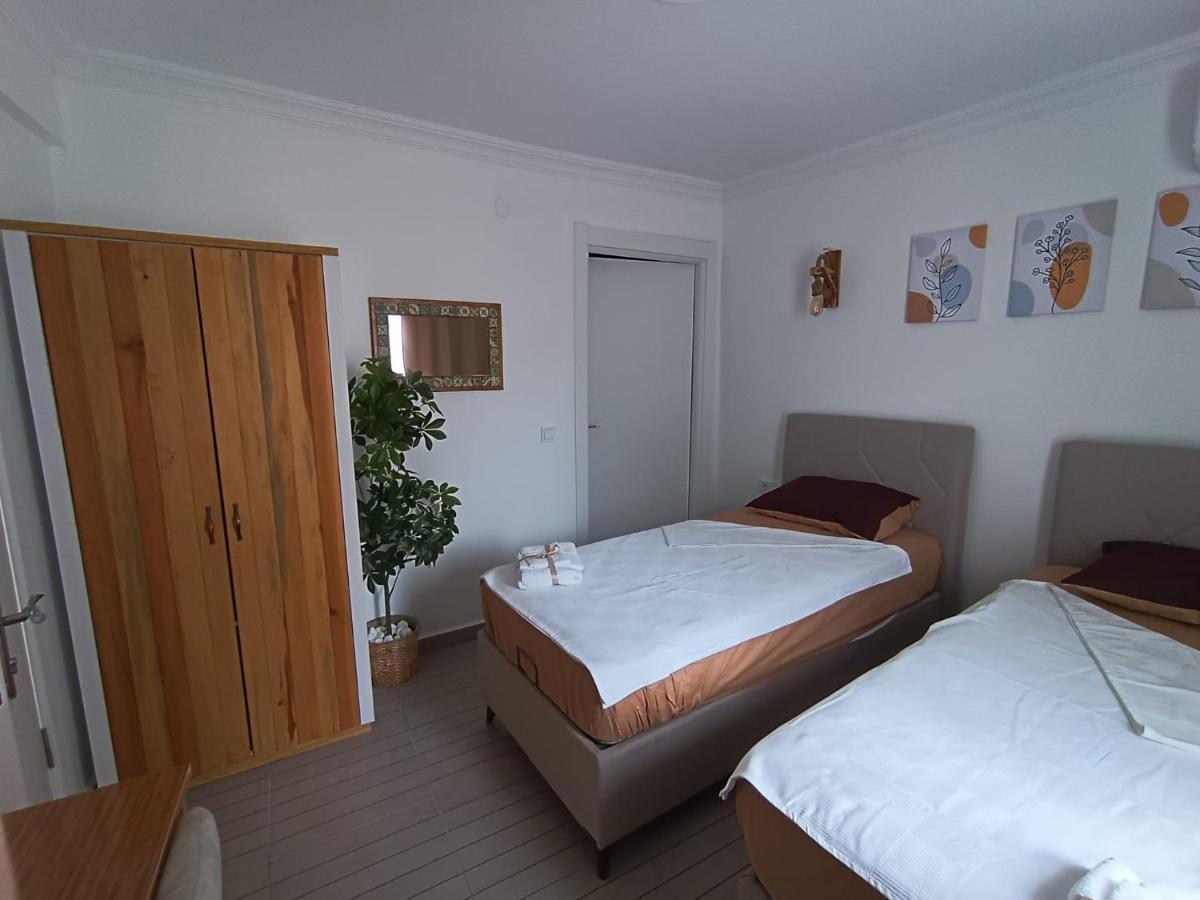 Otelia Pansiyon Ayvalik Bagian luar foto