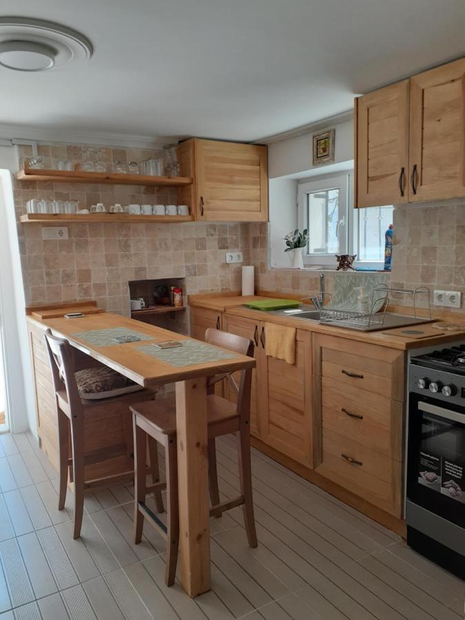Otelia Pansiyon Ayvalik Bagian luar foto